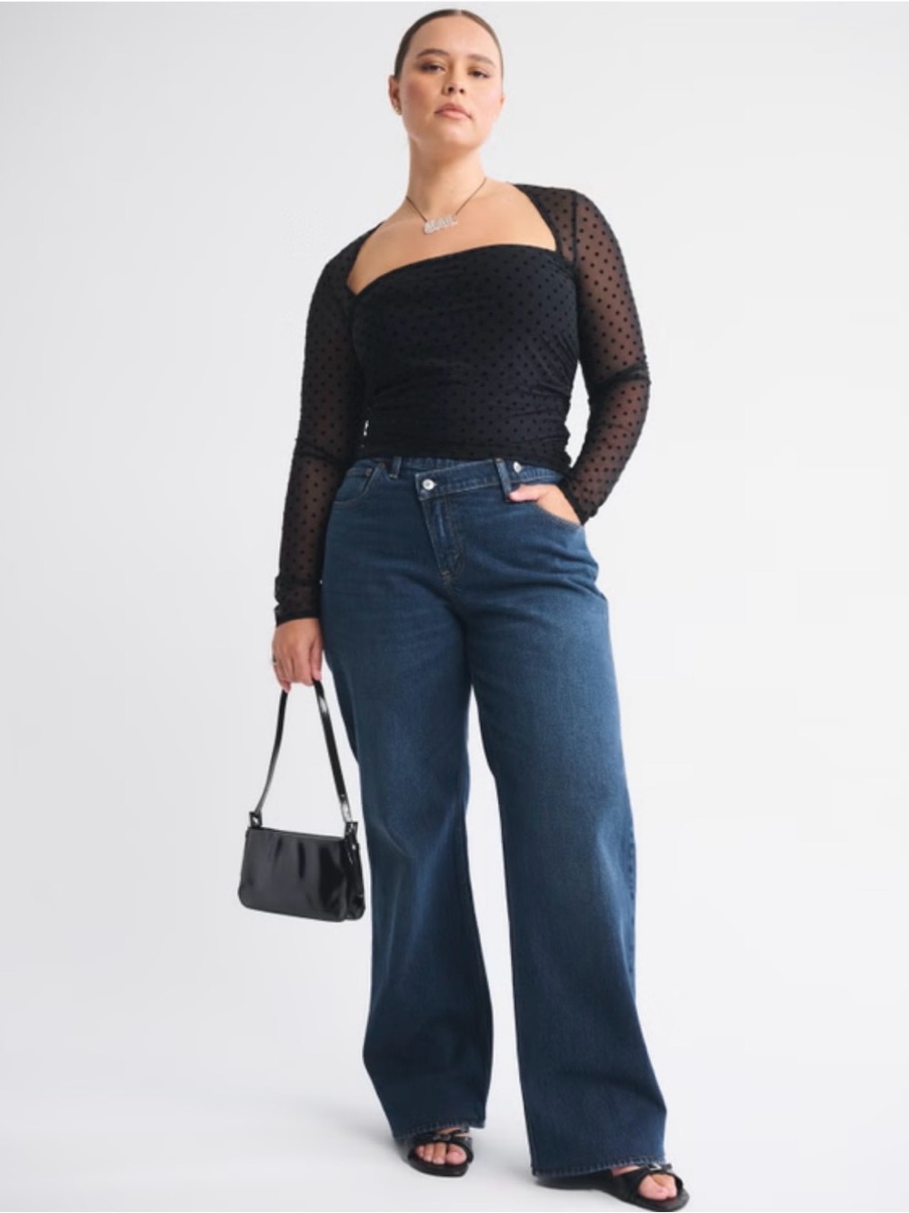 Curve Love High Rise 90s Relaxed Crossover Waistband Jeans